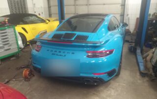 Serwisowane auto premium (Porsche, Audi, Mercedes) w warsztacie AutoWaw Warszawa